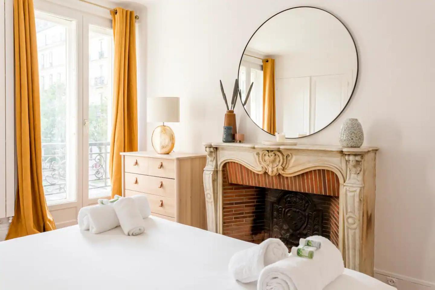 8P - 3Br Le Marais Spacious - Central - Historic Apt Paris Exteriör bild