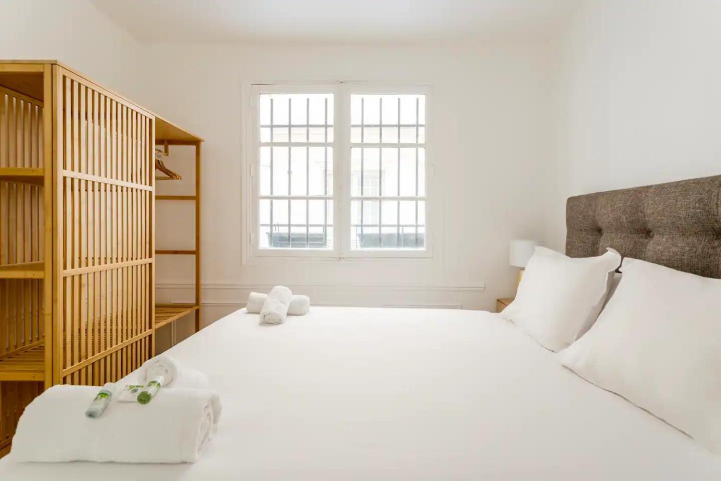 8P - 3Br Le Marais Spacious - Central - Historic Apt Paris Exteriör bild